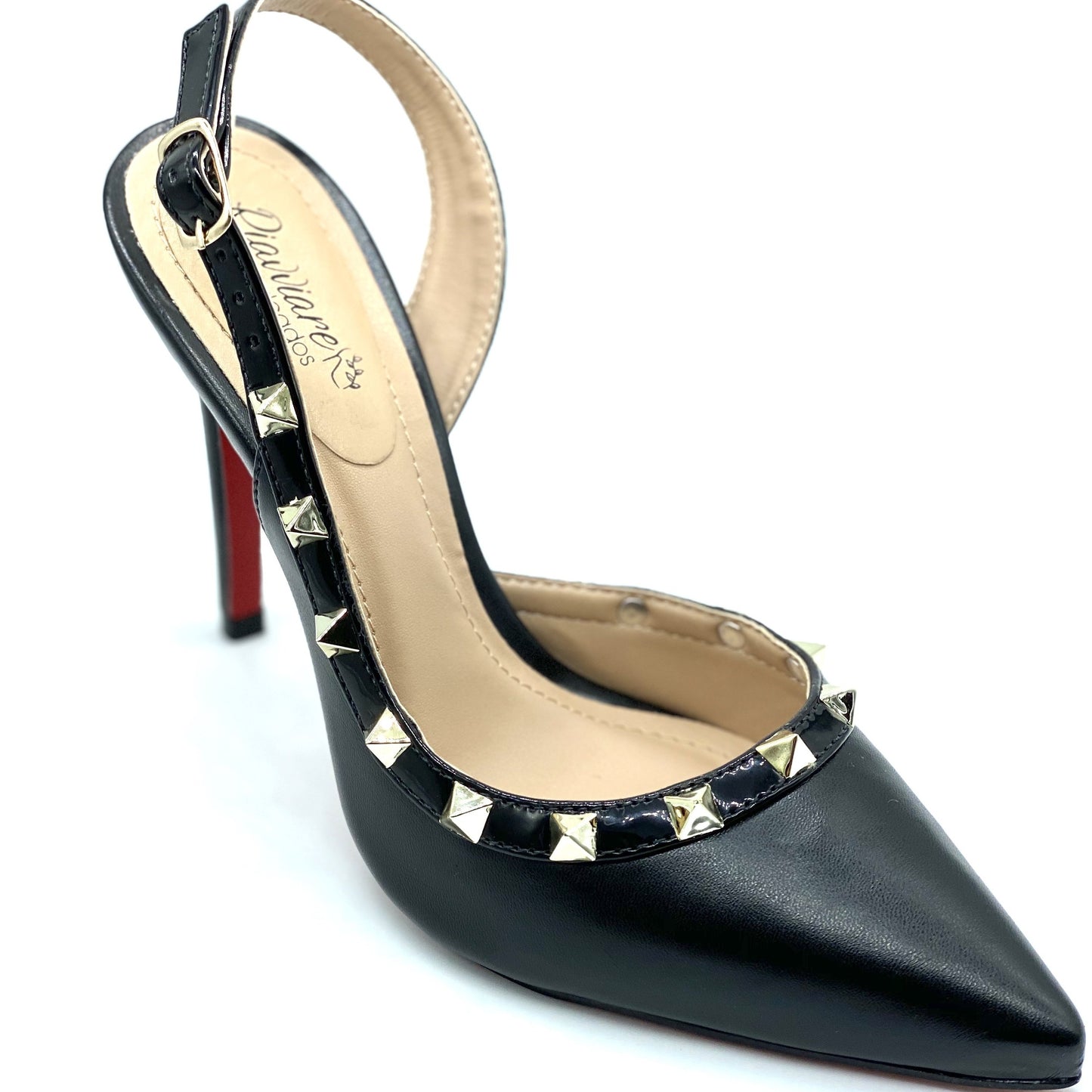Scapin aberto preto com tachinhas salto fino
