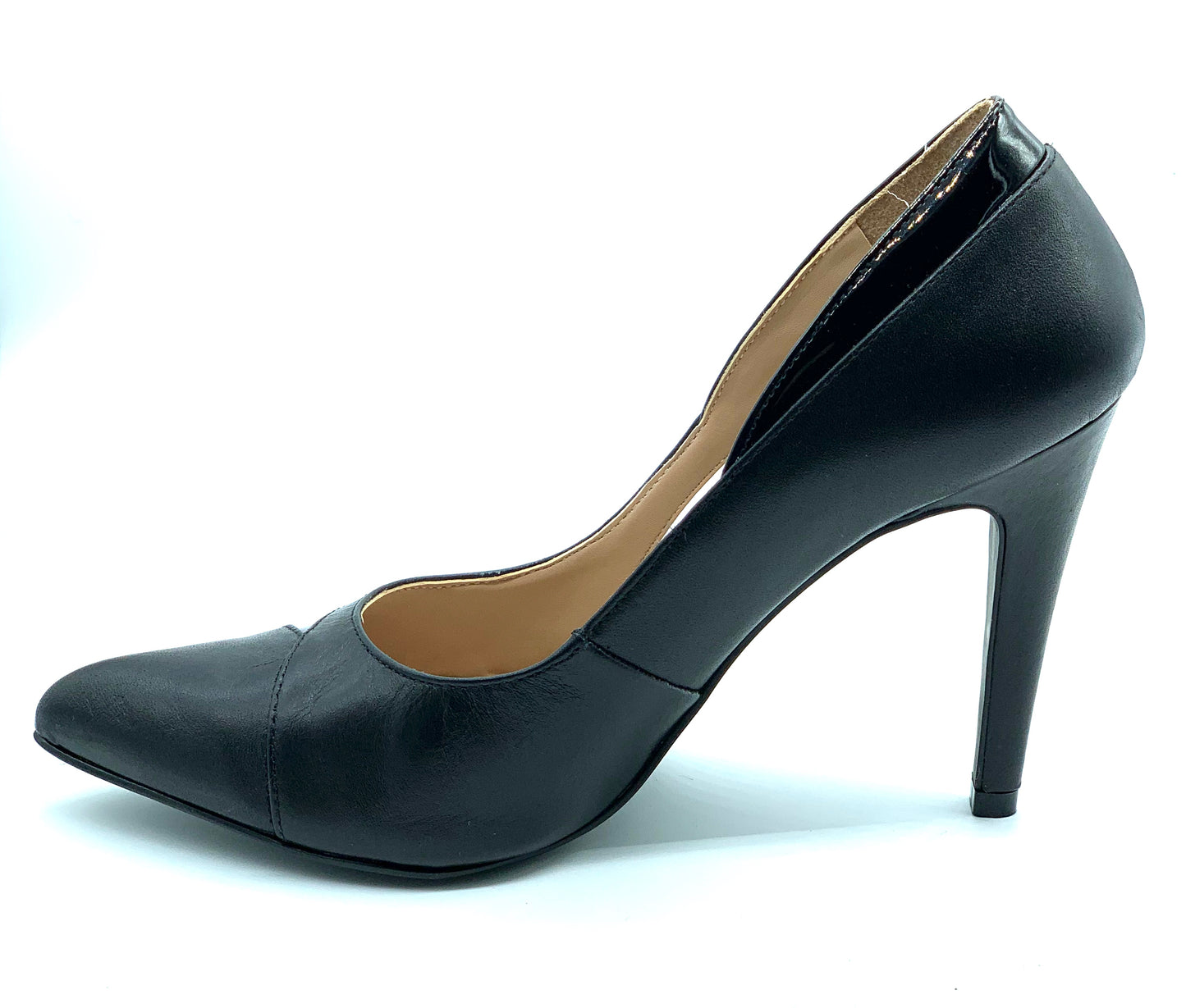 Scarpin preto com vinil transparente salto fino