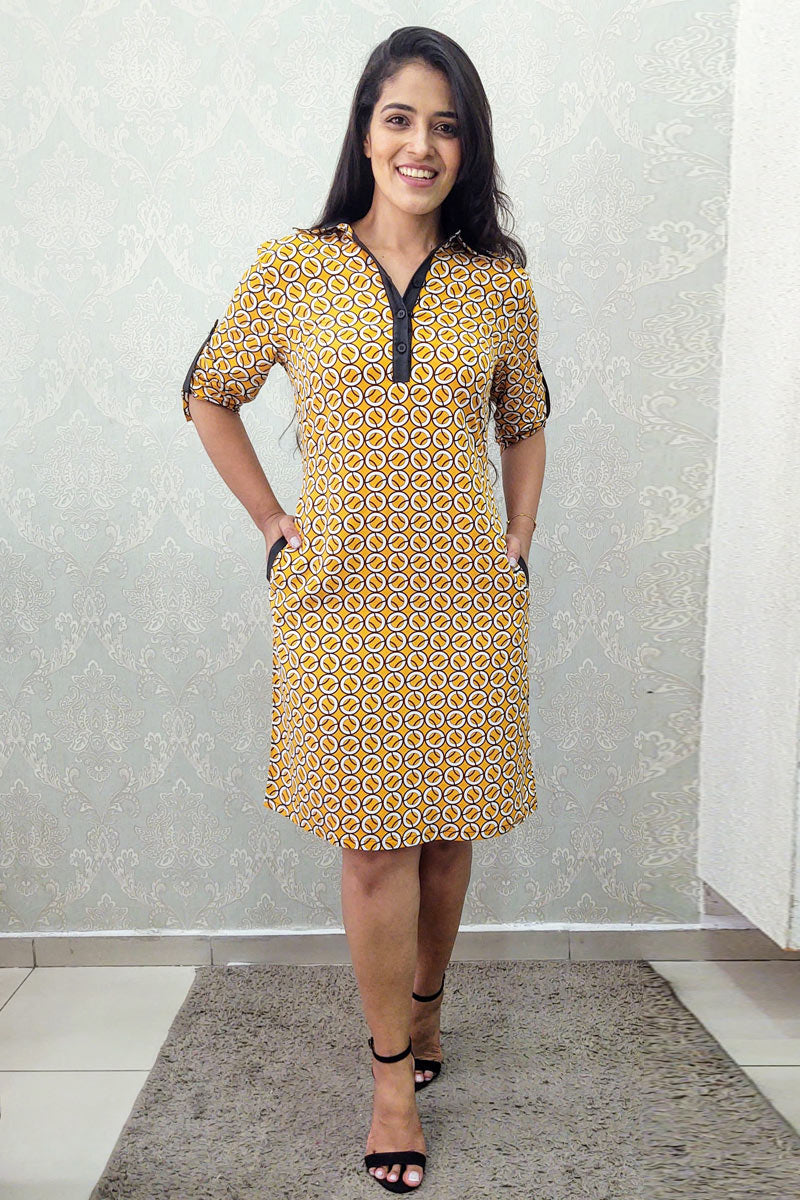 9034 Vestido com Vista e Gola