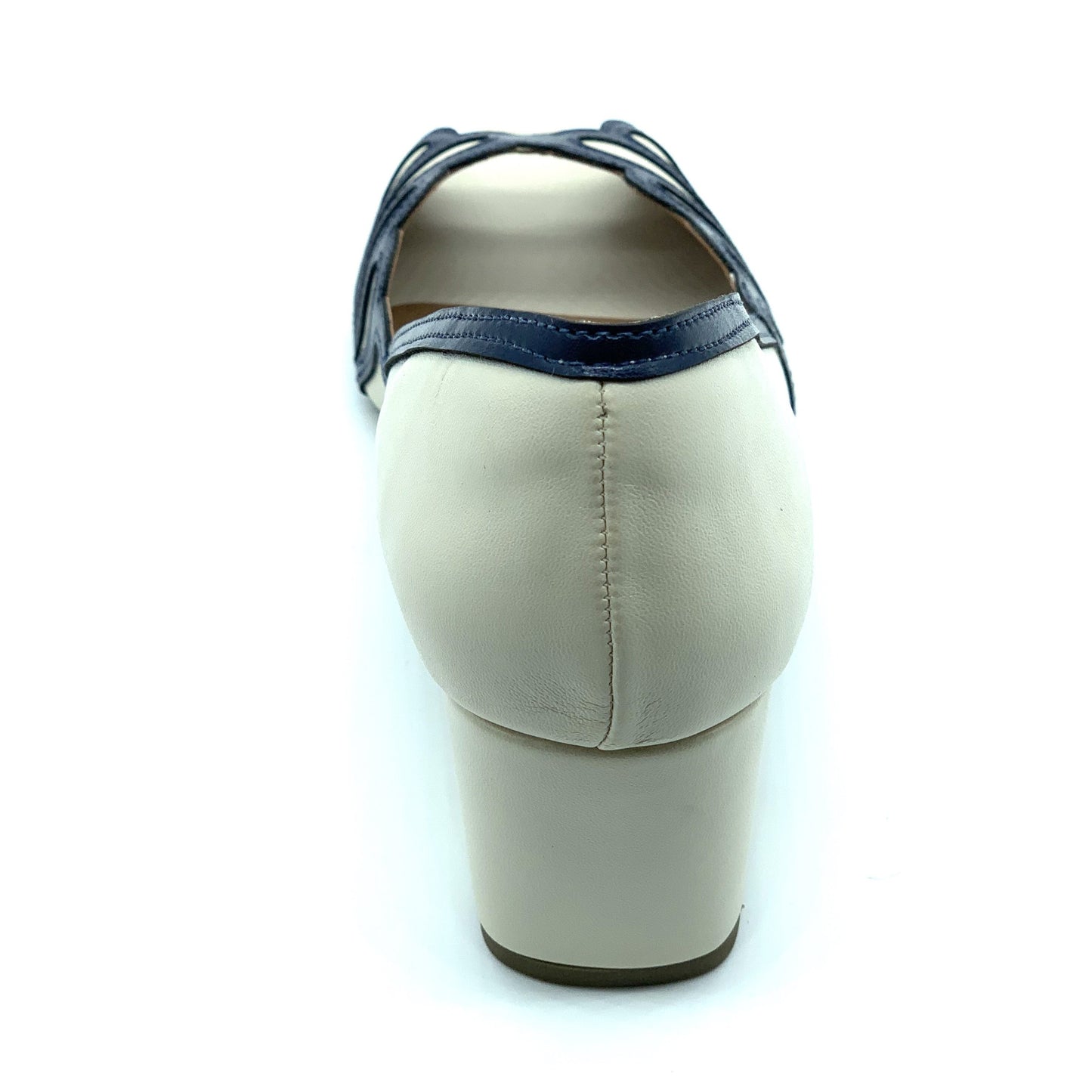 Peep toe off-white contorno rendado azul salto bloco