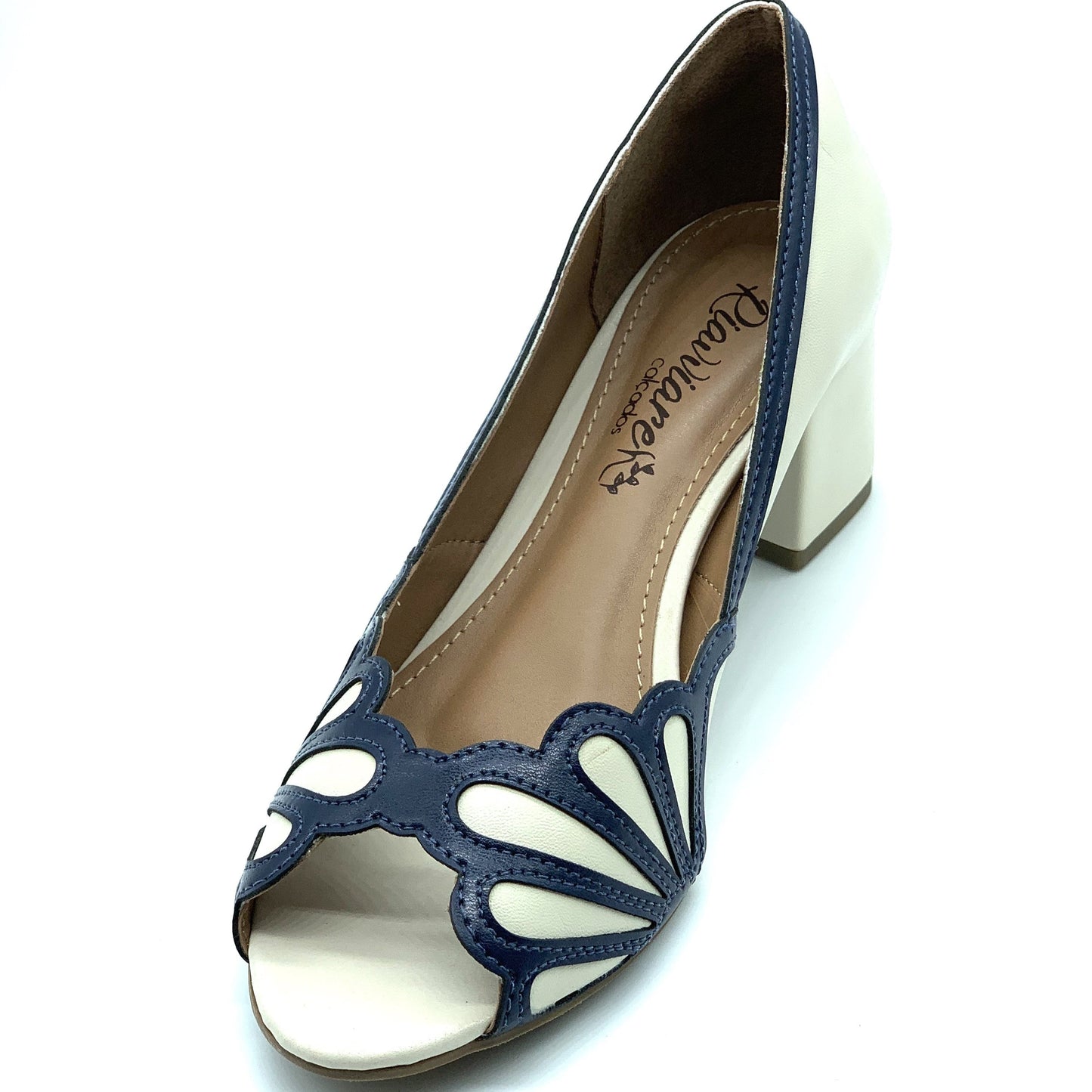 Peep toe off-white contorno rendado azul salto bloco