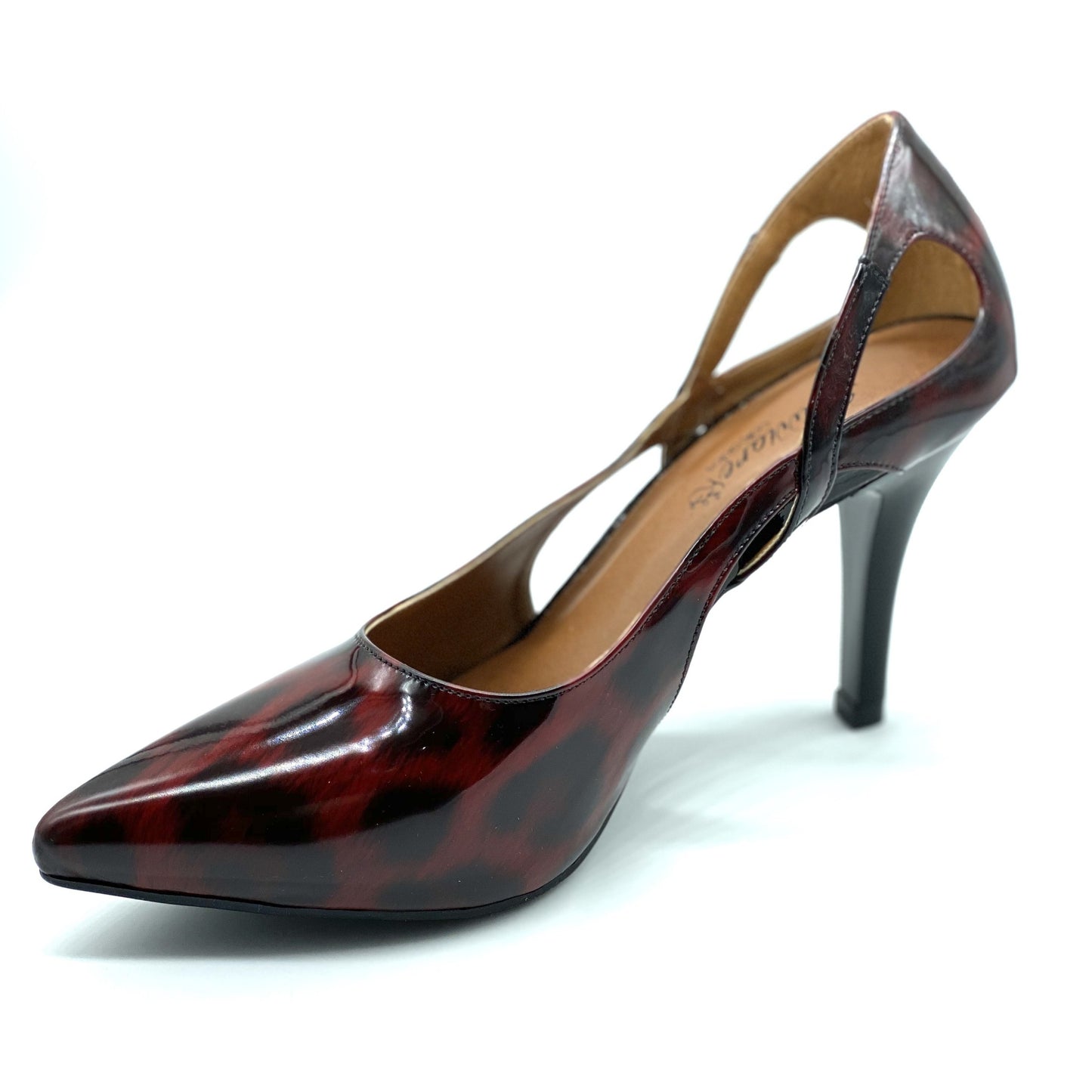 Scarpin oncinha verniz salto fino