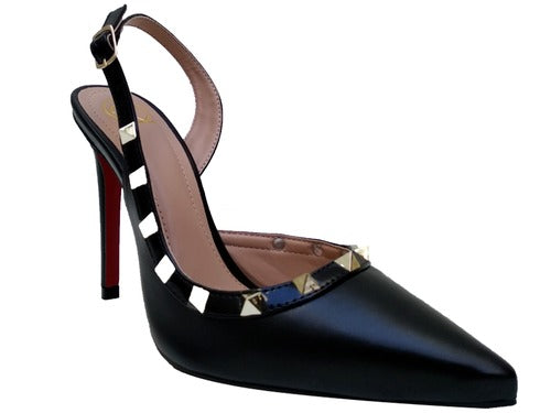 Scapin aberto preto com tachinhas salto fino