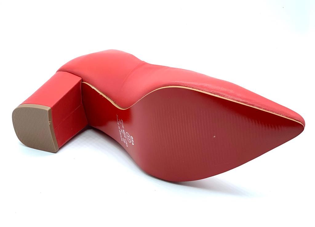 Scarpin vermelho em napa comfort premium salto bloco
