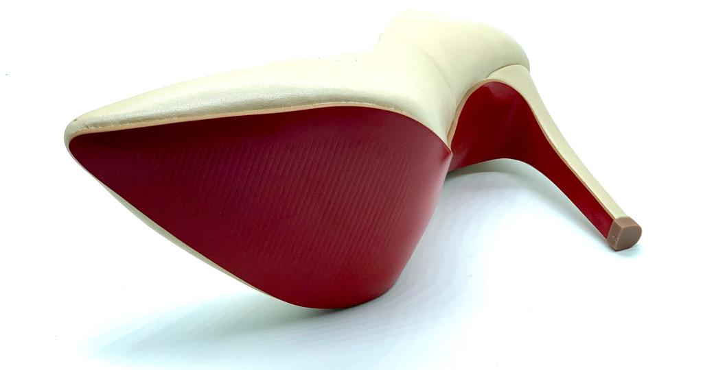 Scarpin pérola couro comfort premium salto fino