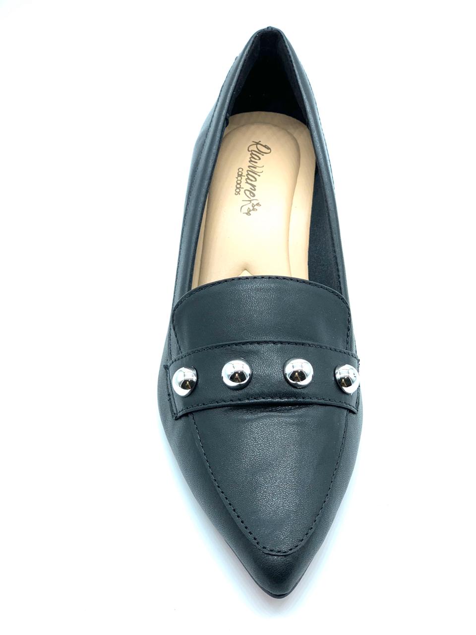 Scarpin preto com tacha couro comfort premium salto bloco