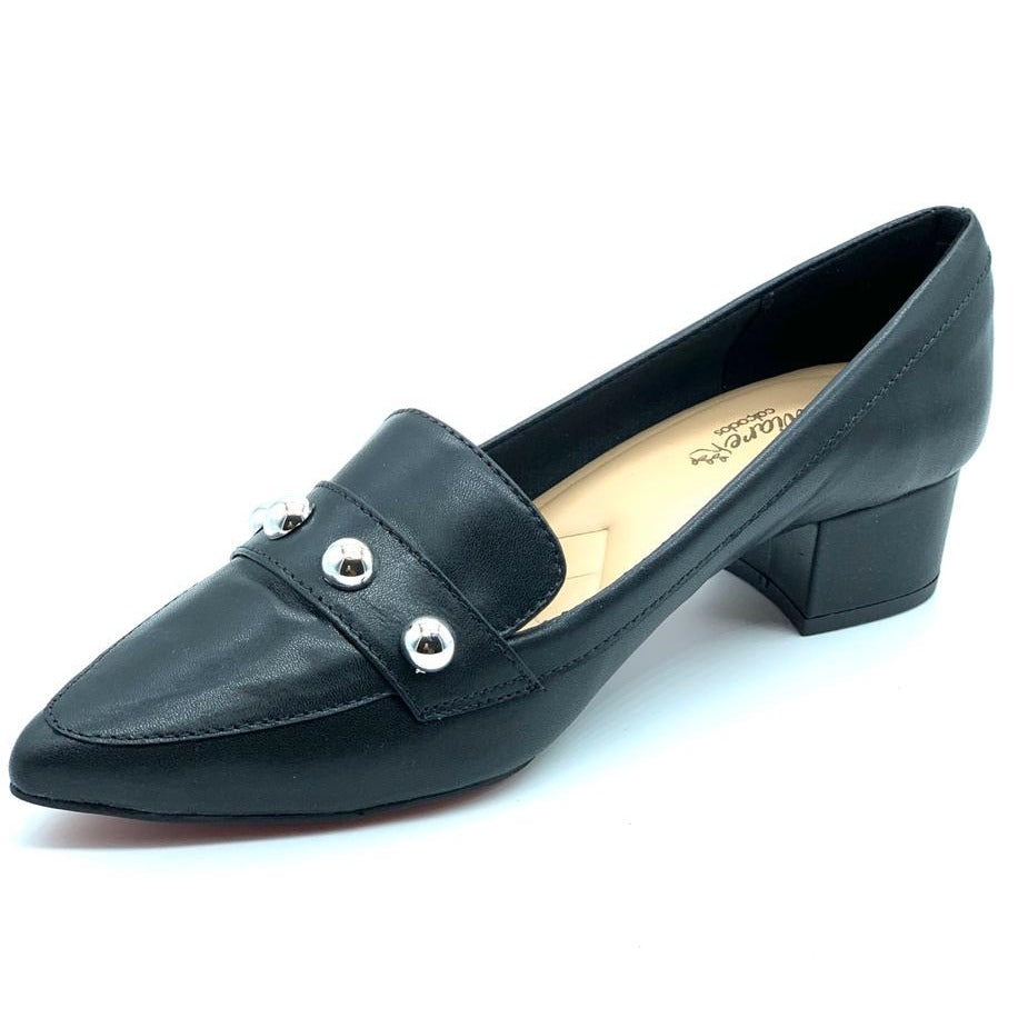 Scarpin preto com tacha couro comfort premium salto bloco