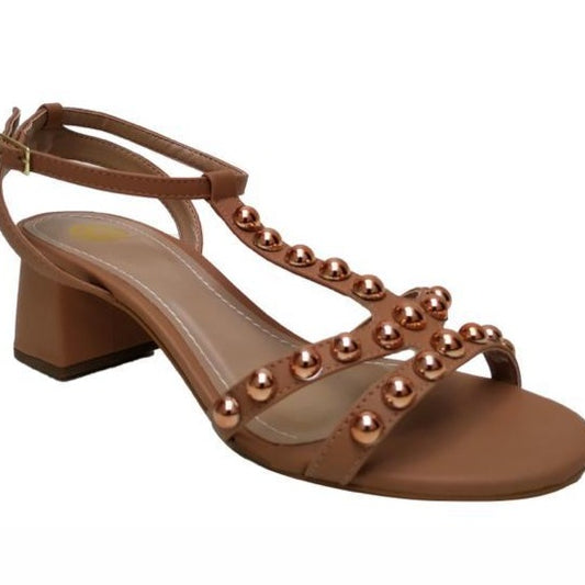 Sandália caramelo com tachas redondas rose gold salto bloco