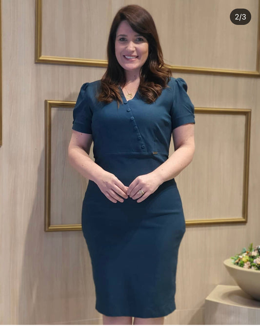 5038 Vestido Justo Detalhes Botões